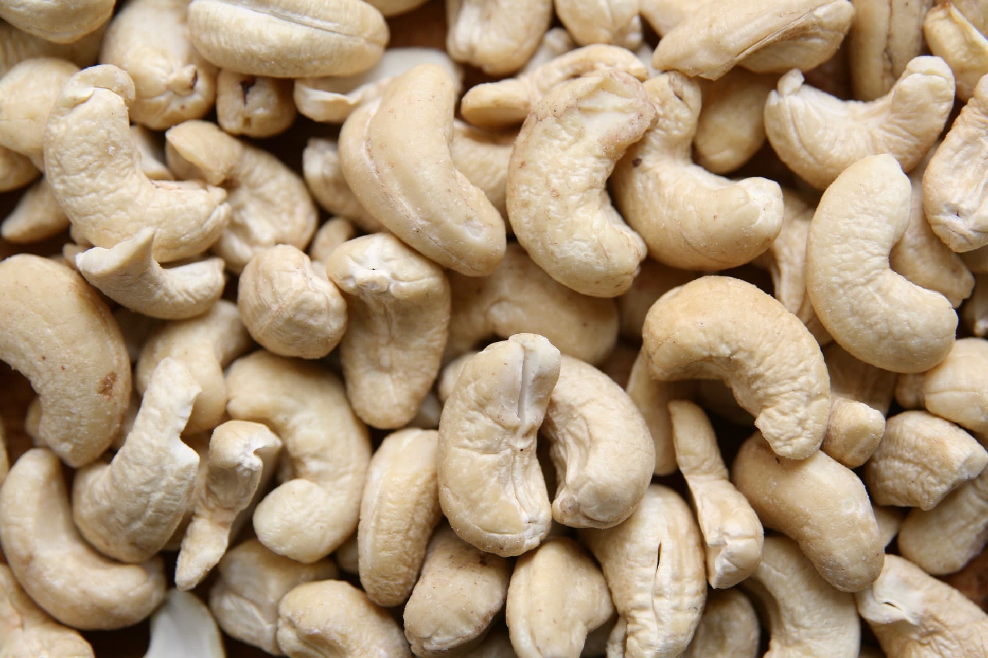 Shelled Cashew Nuts (Sahel Agri-Sol / Adalidda / public domain)